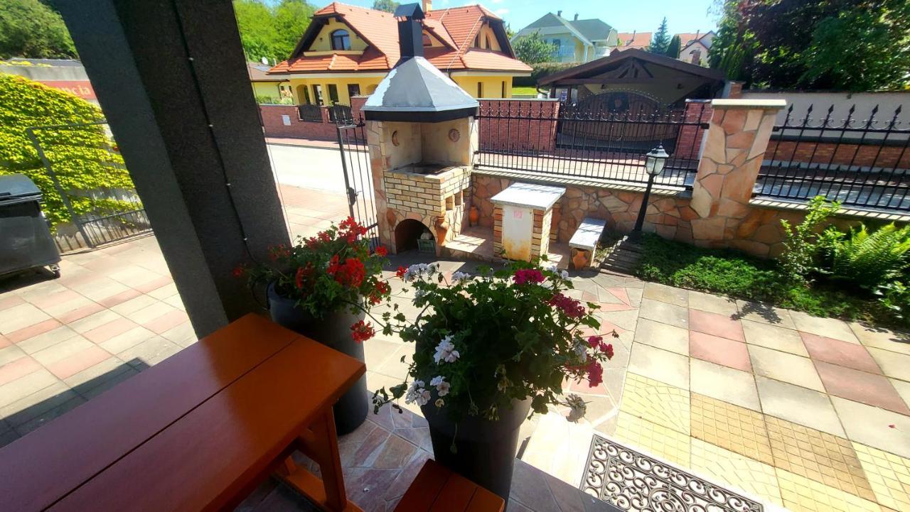 Selfness Roznava Aparthotel Buitenkant foto